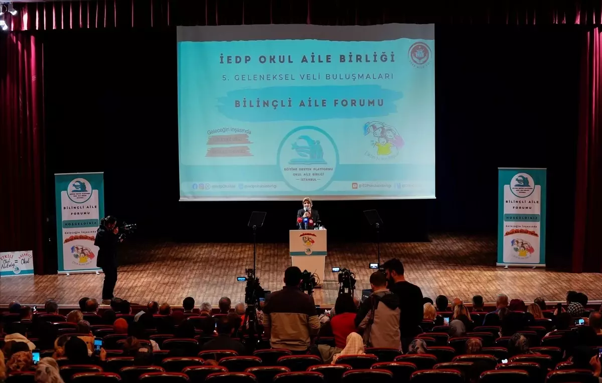 Bakan Göktaş, 5. Geleneksel Veli Buluşmaları Bilinçli Aile Forumu\'nda konuştu Açıklaması