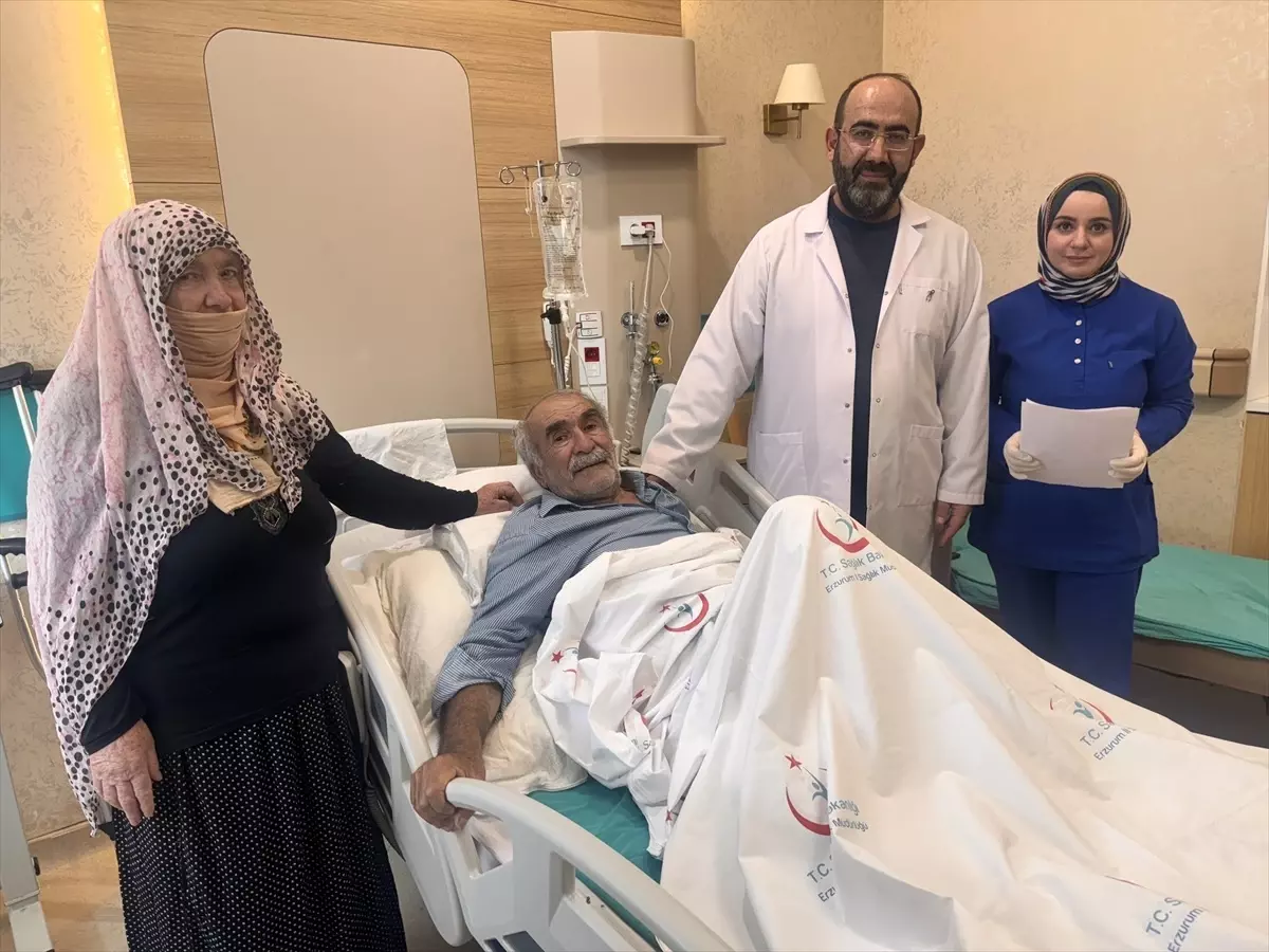 Benzinle Ateşle Oyun Oynadı, Bacağı Kurtarıldı