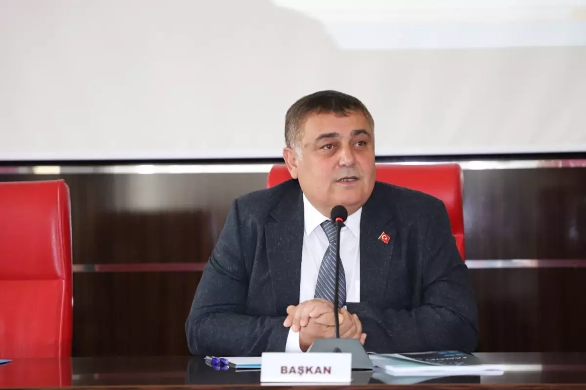 CHP\'den istifa eden İsa Yıldırım: AK Parti\'ye geçmeye niyetim var