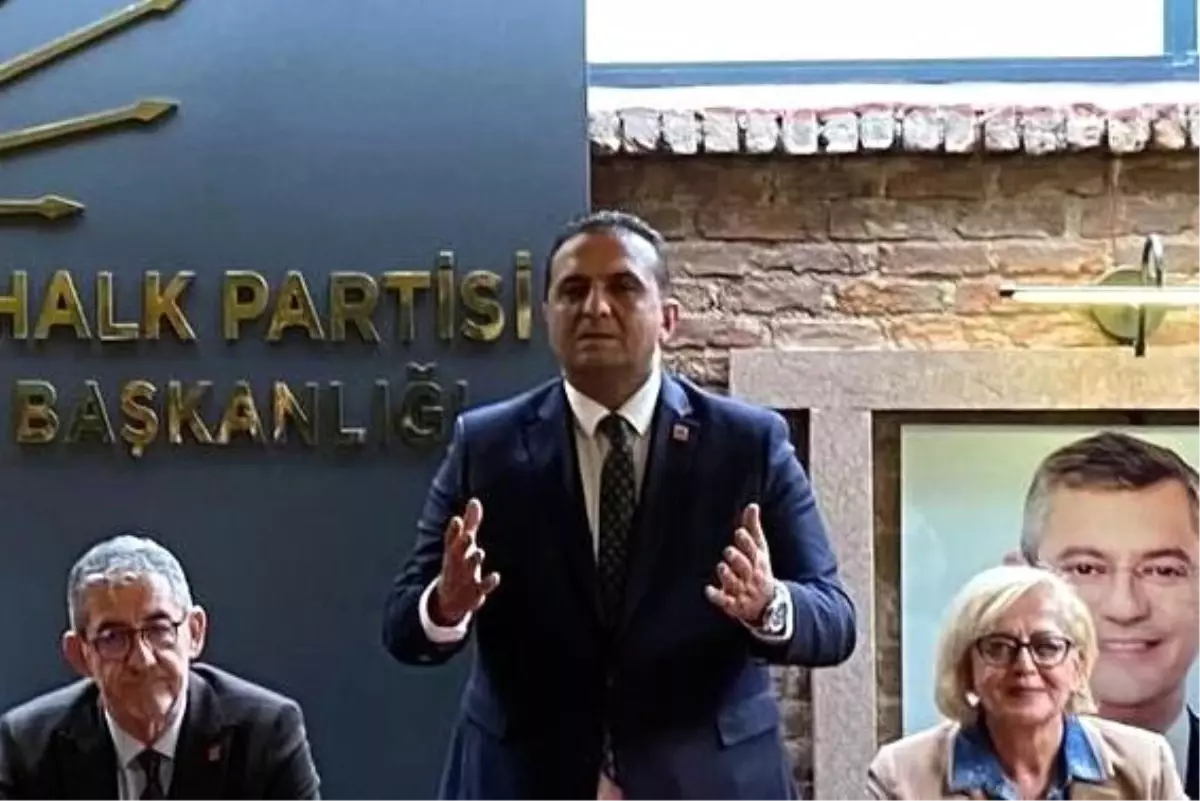 CHP\'li Akgül, Fil Suresi Paylaşımı Nedeniyle Görevden Uzaklaştırıldı