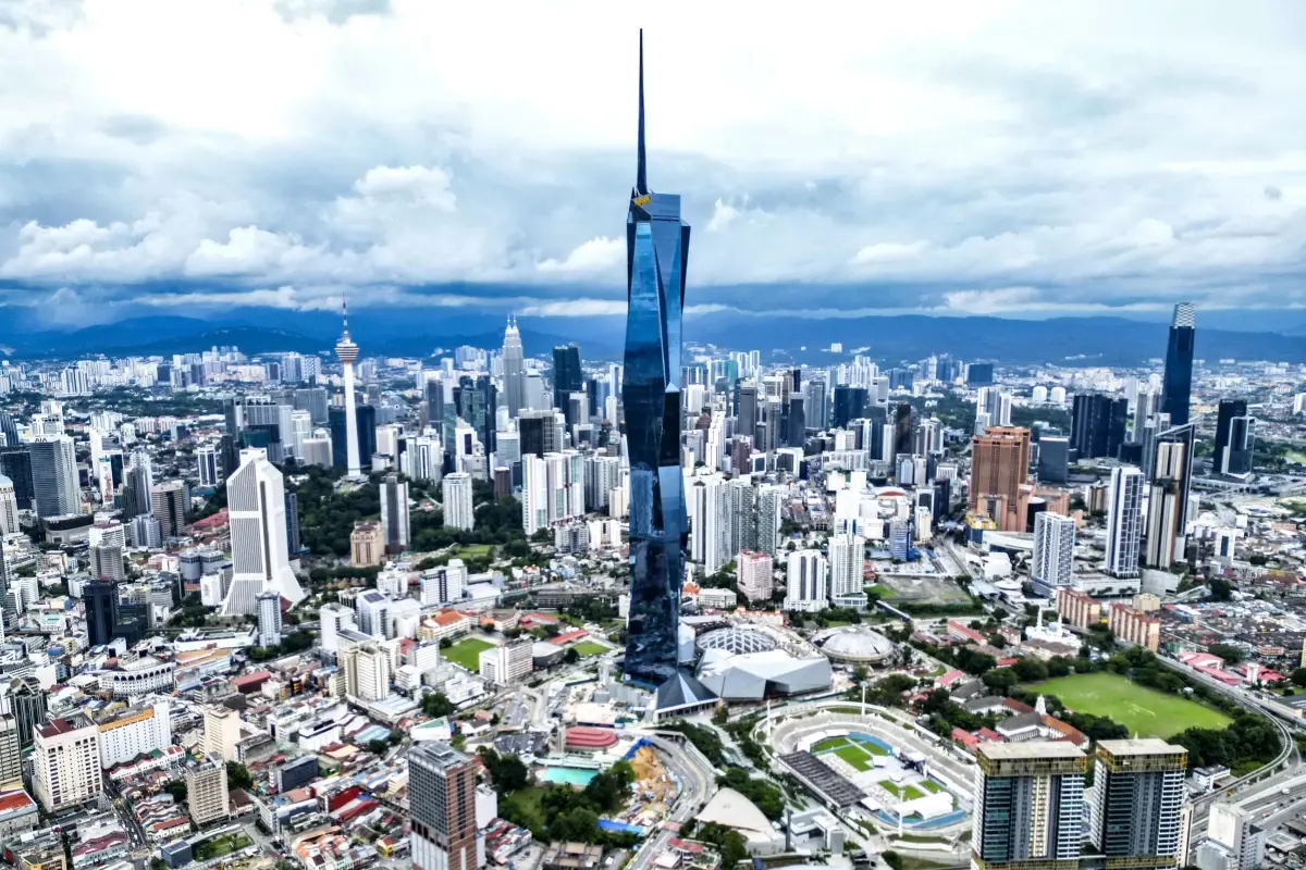 Çin ve ABD, Kuala Lumpur\'da Ekonomi Zirvesi Yapıyor