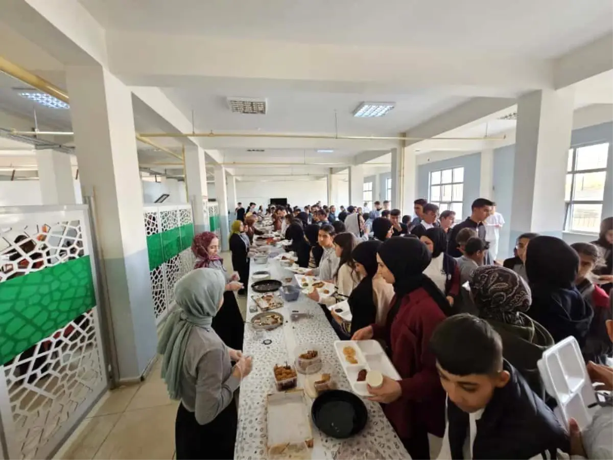 Diyarbakır\'da Filistin İçin Yardım Etkinliği