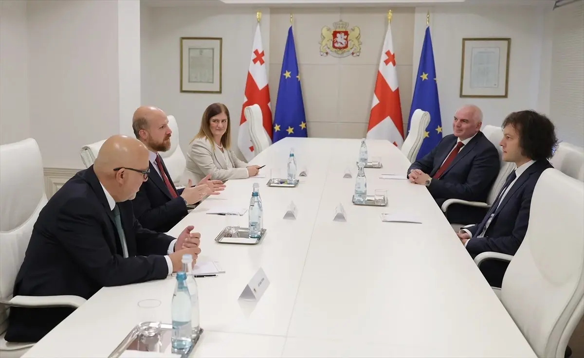 Erdoğan Gürcistan\'da Görüşmelerde Bulundu