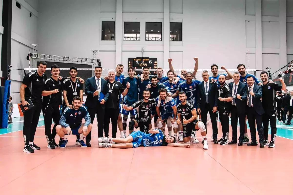 Halkbank, Alanya Belediyespor\'u Zor Bir Maçta Yendi