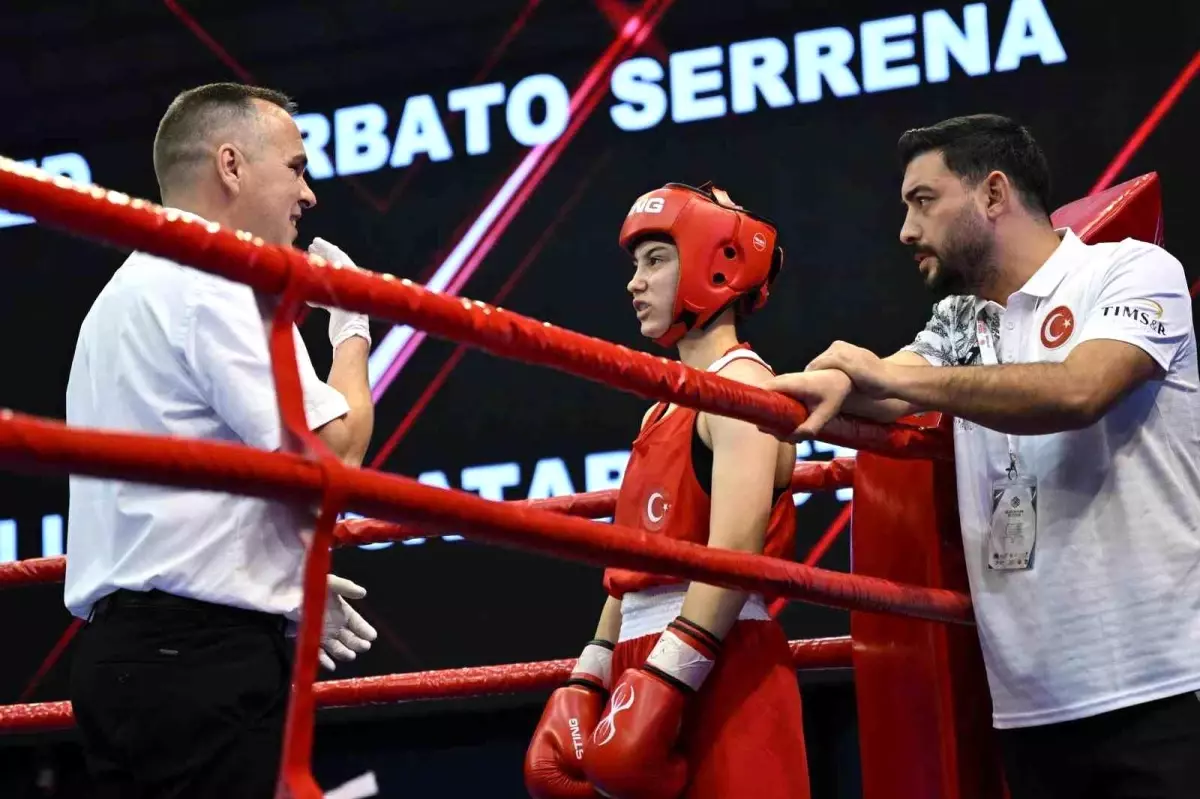 Ceyda Kuru, U15 Avrupa Boks Şampiyonası\'nda Bronz Madalya Kazandı