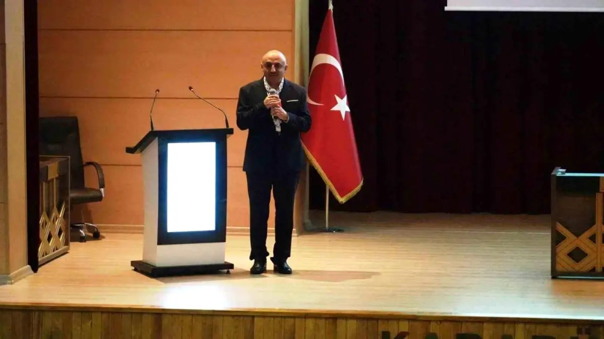 KBÜ\'de "Aile ve Değerler Eğitimi" semineri düzenlendi