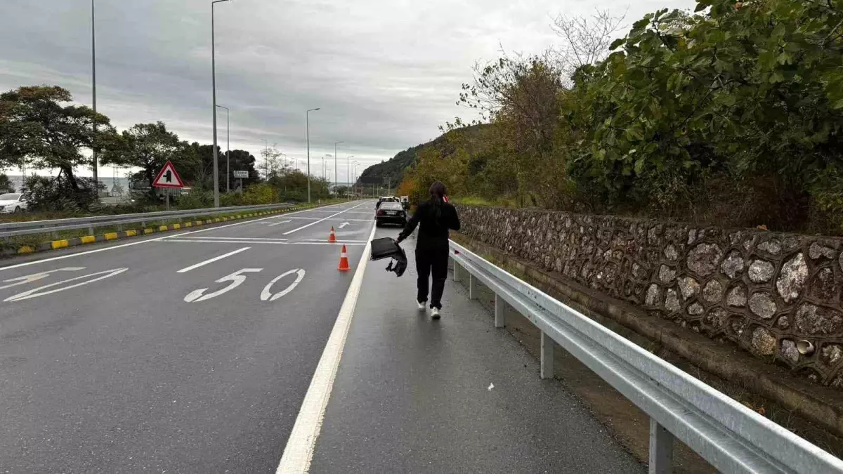 Zonguldak\'ta Kaza: Kontrolden Çıkan Araç Bariyere Çarptı