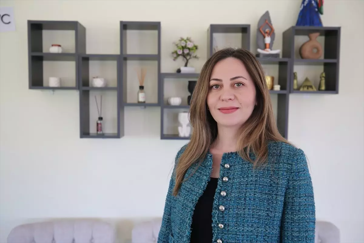 Ebru Han\'ın Restoran Hayali Gerçekleşti