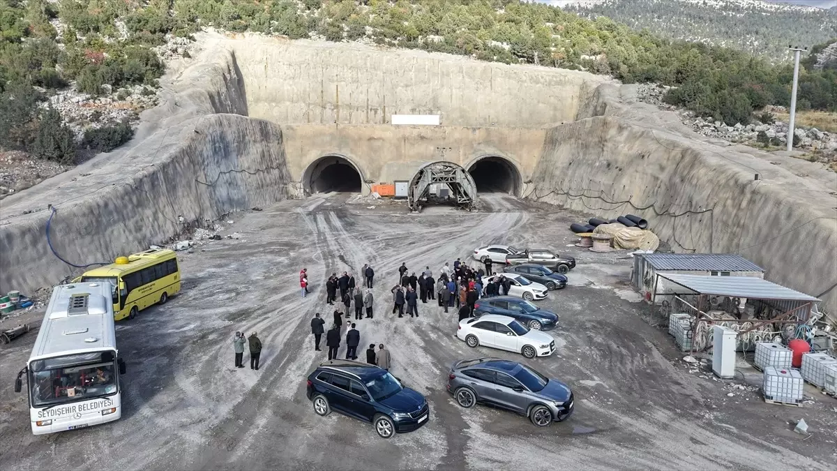 Ustaoğlu Alacabel Tüneli\'nde İnceleme Yaptı