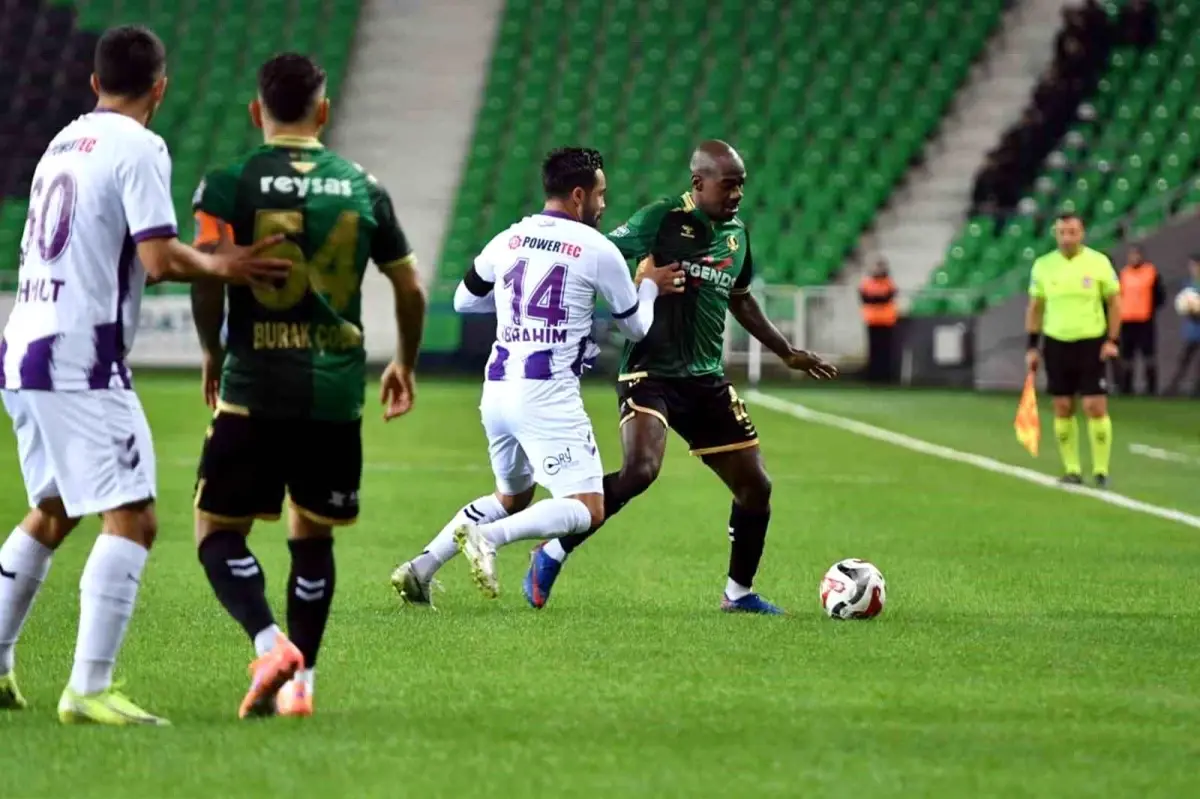 Sakaryaspor, Keçiörengücü\'nü 1-0 Yendi