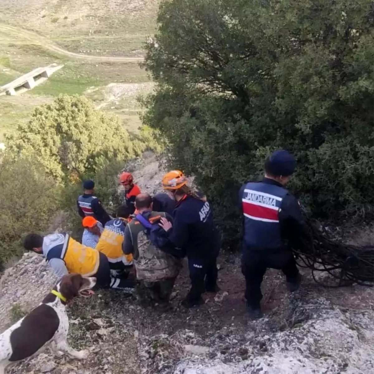Uşak\'ta Avlanırken Dereye Düştü