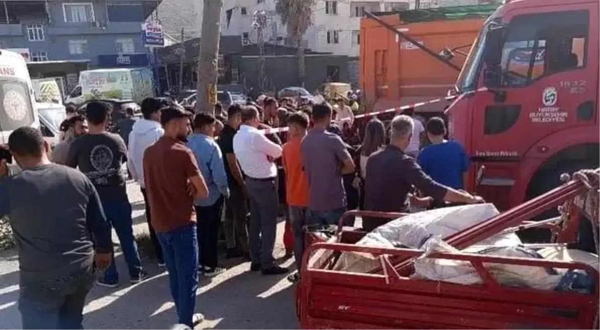 Hatay\'da Kamyon Çarpan Yaşlı Adam Hayatını Kaybetti