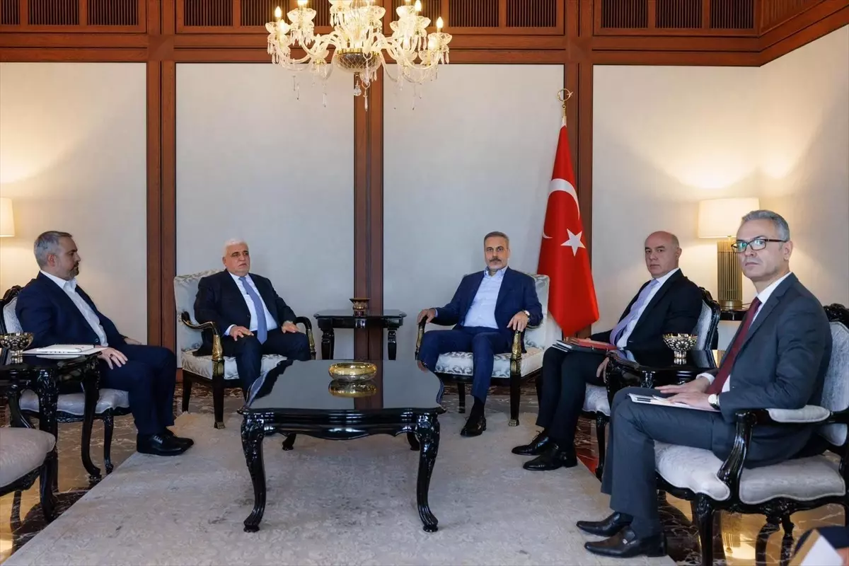 Hakan Fidan, Haşdi Şabi Lideri ile Görüştü