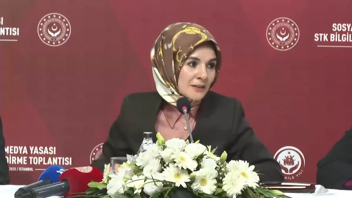 Dijital Dünyada Çocuk Güvenliği İçin Toplantı