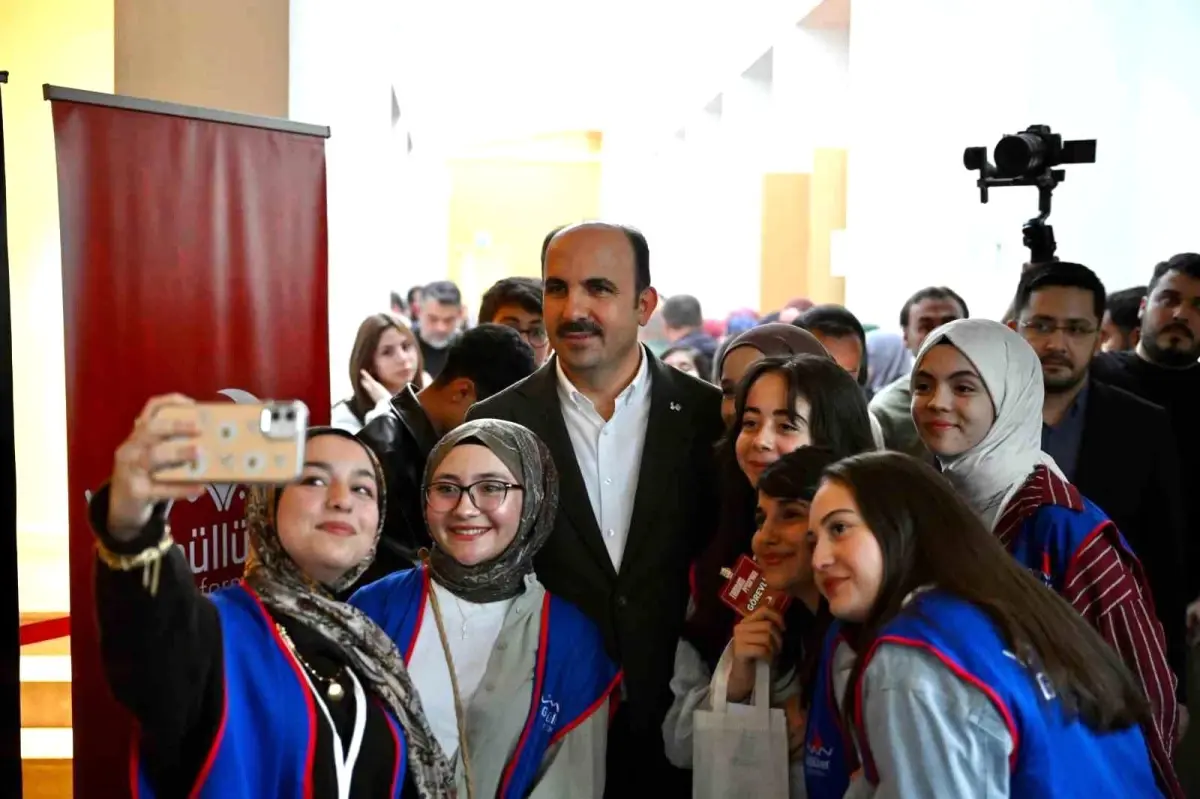 Başkan Altay, LİMAN Gönüllüleri Platformu\'nu Tanıttı