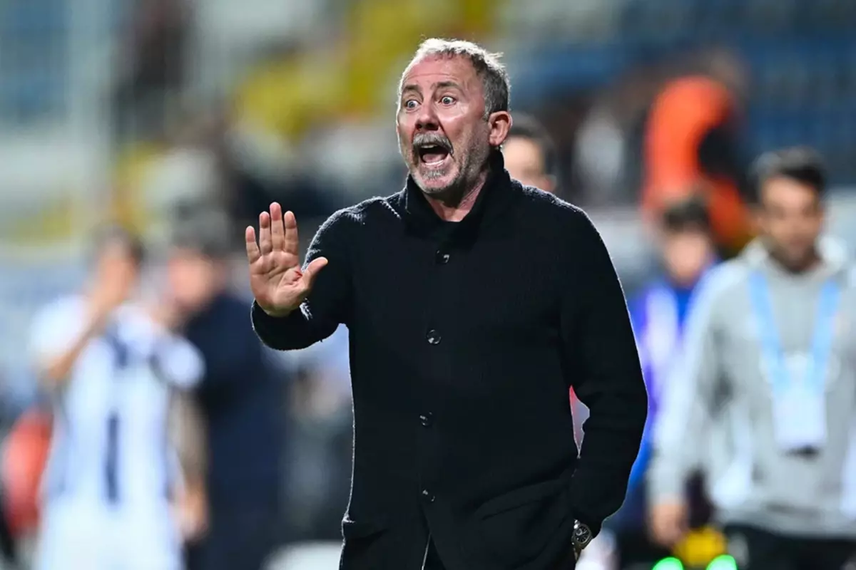 Beşiktaş taraftarından Sergen Yalçın\'a maç sonu büyük tepki: Gelecek, hesap verecek