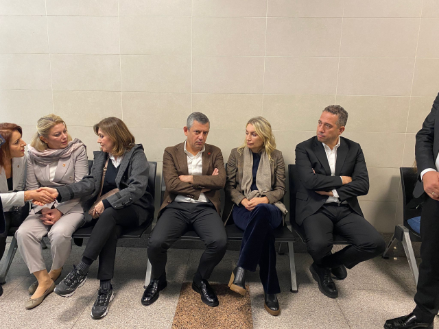 Casusluk soruşturmasında ifade verecek olan Ekrem İmamoğlu, Çağlayan Adliyesi'nde Casusluk soruşturmasında ifade verecek olan Ekrem İmamoğlu, Çağlayan Adliyesi'nde