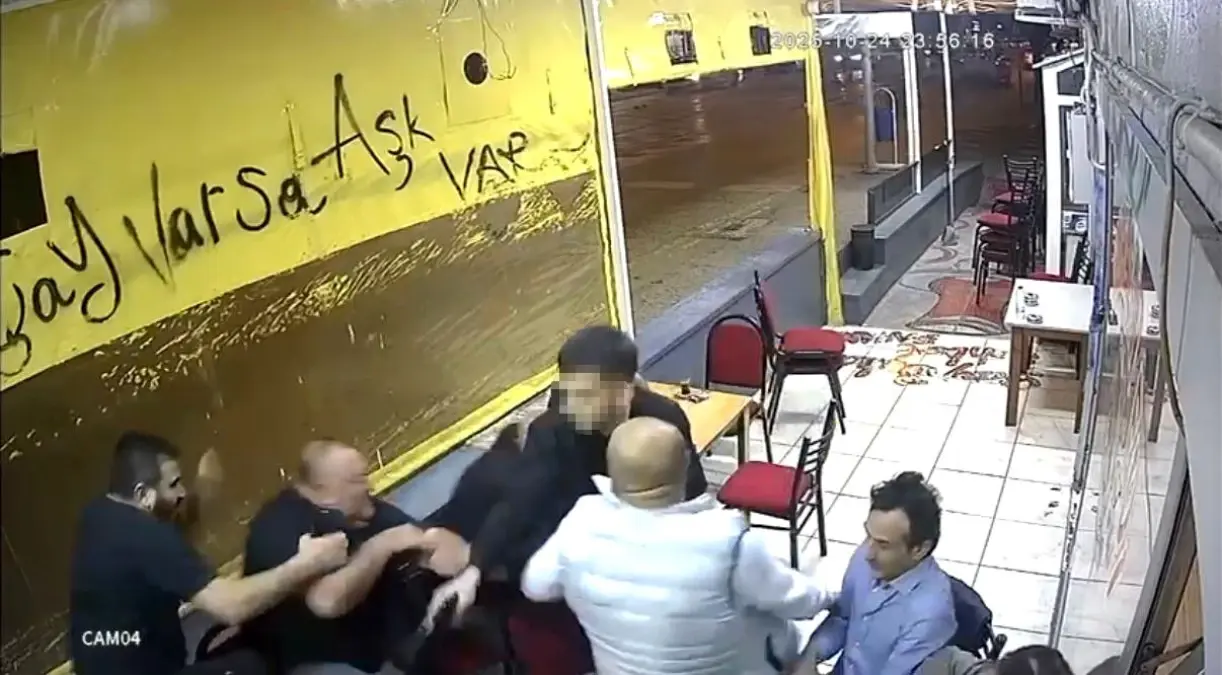 İzmit\'te çay ocağında silahlı saldırı