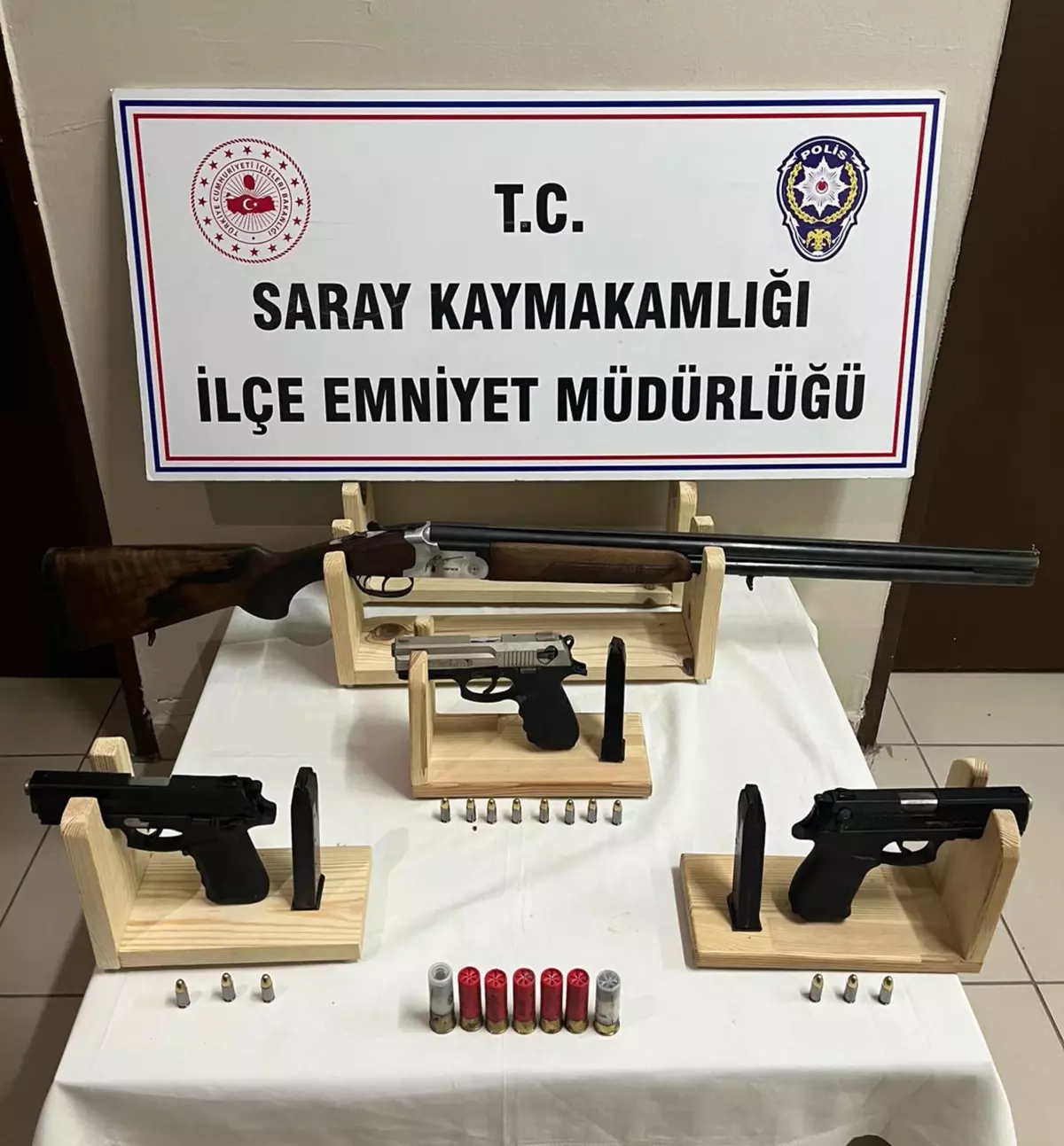 Tekirdağ\'da Kenevir Operasyonu: 5 Gözaltı
