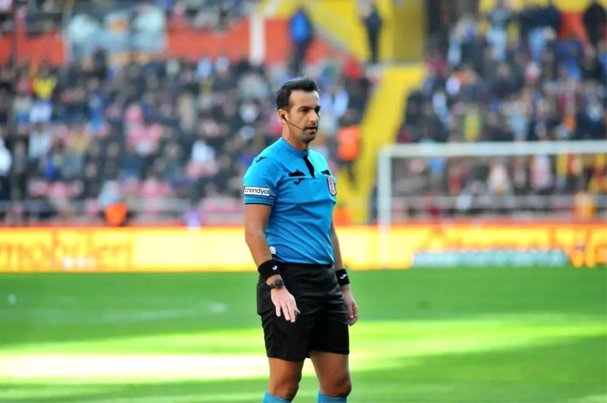 Kasımpaşa Beşiktaş maçının VAR\'ı Kadir Sağlam oldu