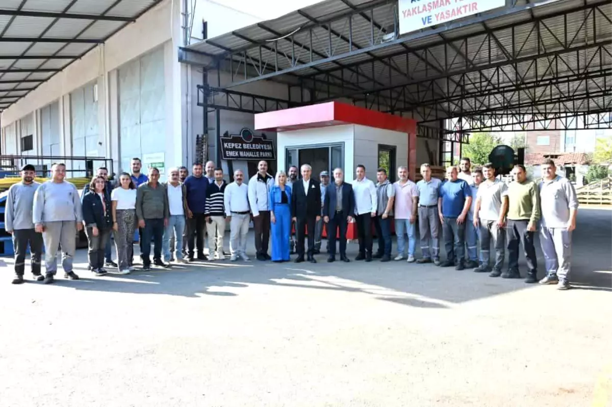 Kepez\'de Yenilenen Ekmek Büfeleri Ekonomik ve Estetik Dönüşümle Halkın Hizmetinde