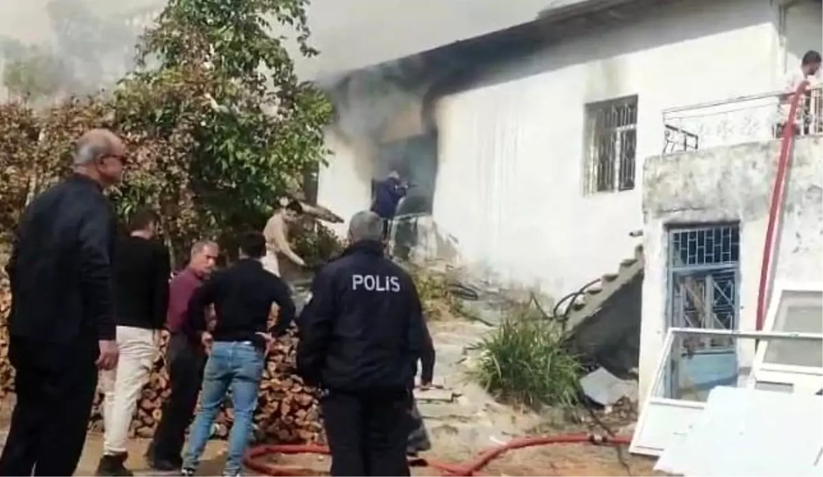 Malatya\'da Ev Yangını: Maddi Hasar!