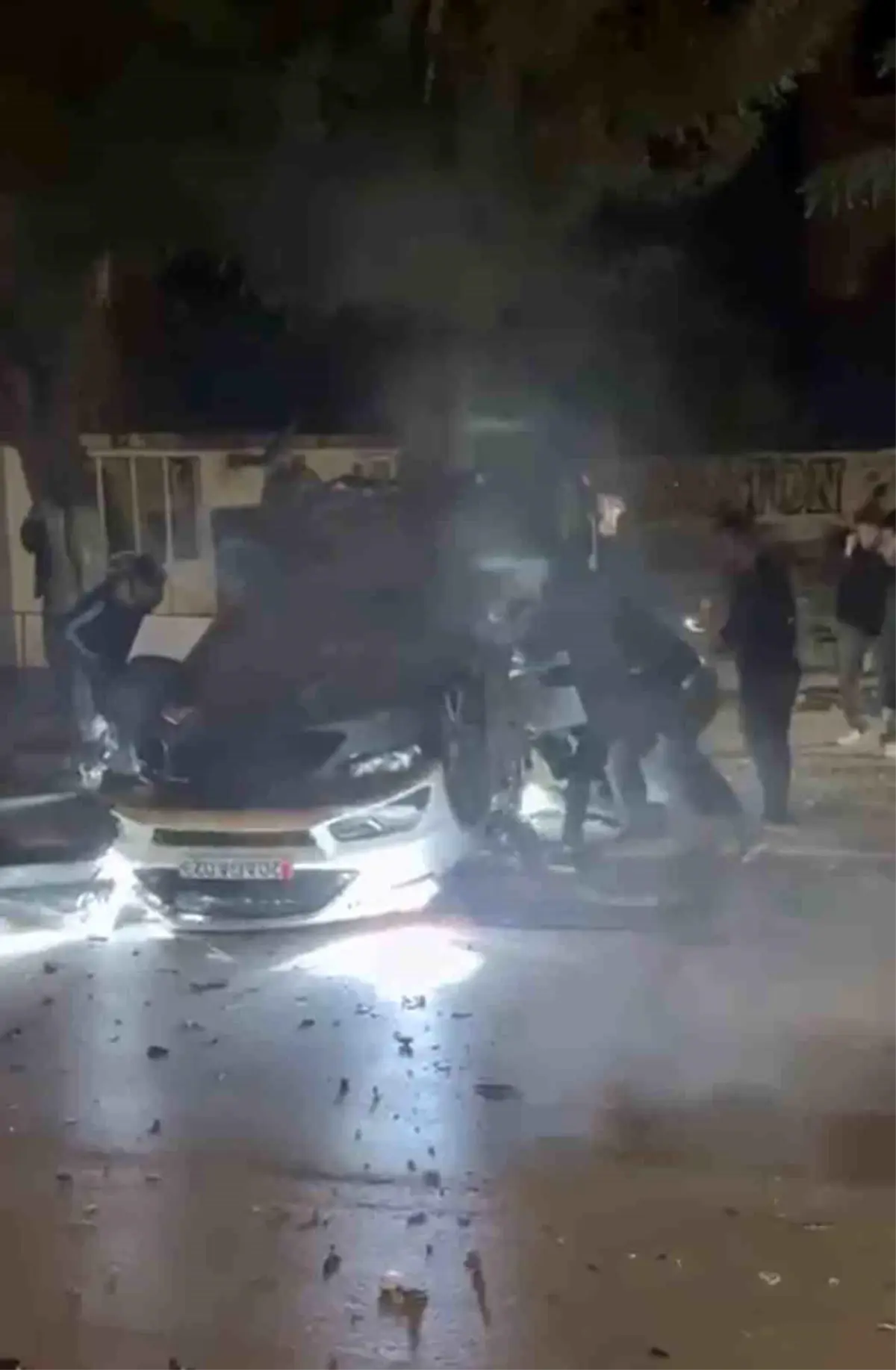 Muş\'ta Trafik Kazası: 2 Yaralı