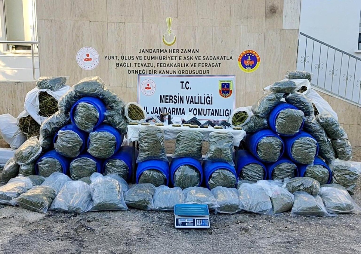 Mersin\'de Uyuşturucu Operasyonu