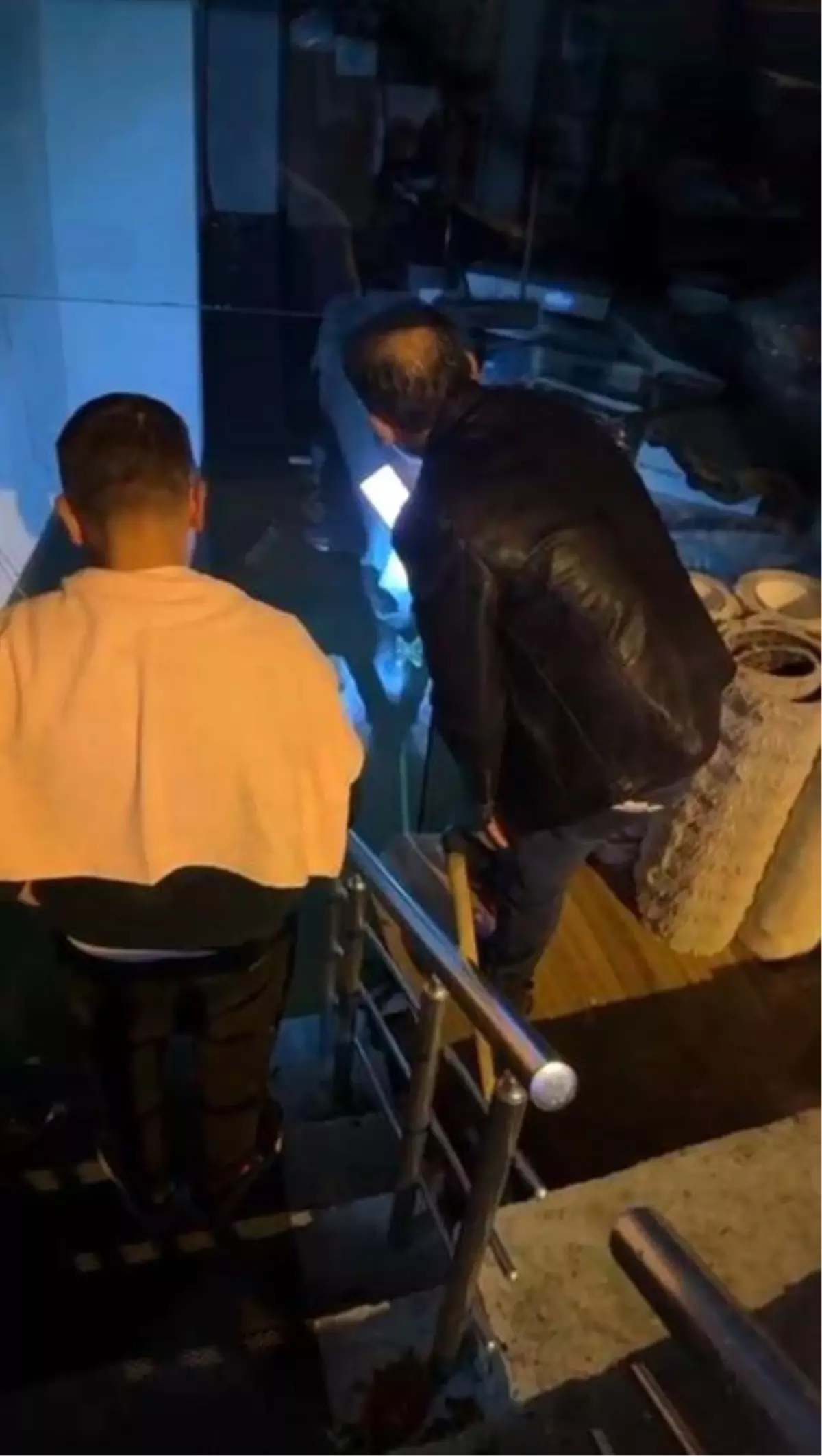 Beyoğlu\'nda Halı Dükkanını Su Bastı