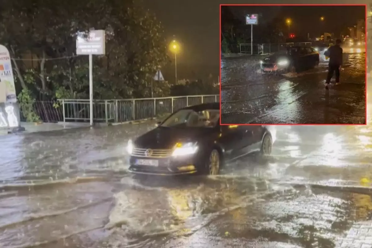 Bir anda bastırdı! Megakent yağışa teslim oldu, yollar göle döndü