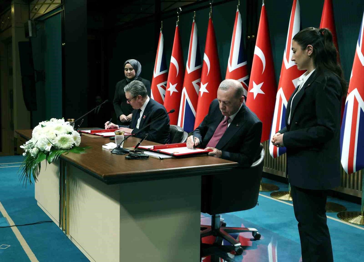 Cumhurbaşkanı Erdoğan: "Eurofighter için anlaşmalar imzalandı"