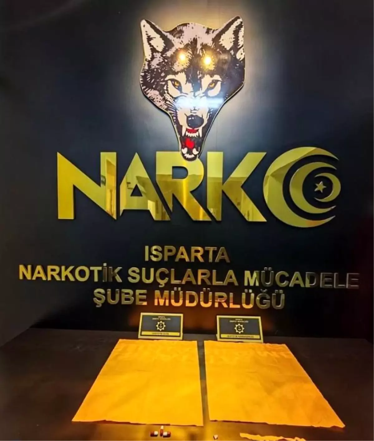 Isparta\'da Uyuşturucu Operasyonu: 2 Gözaltı