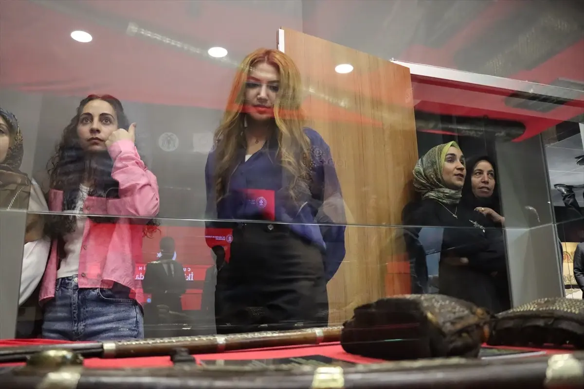 Erzincan\'da 20. Yüzyıl Savaş Aletleri Sergisi Açıldı