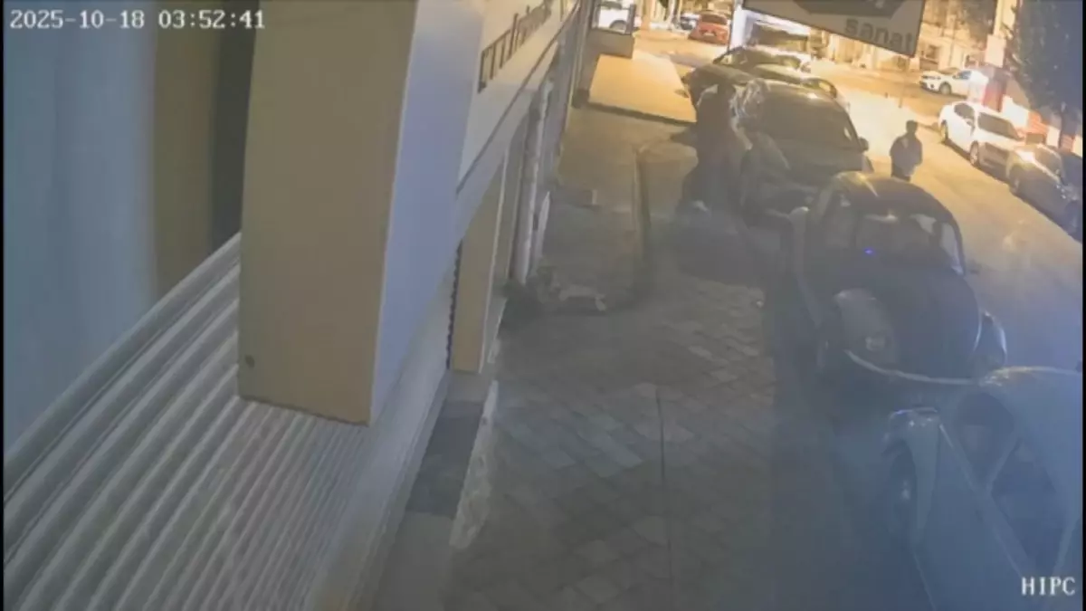 Fatih\'te Hırsızlık: 2 Şüpheli Manisa\'da Yakalandı