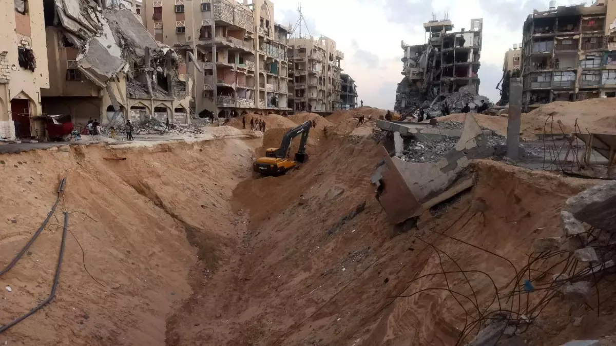 Mısır, Gazze\'deki esir cenazeleri için yardıma başladı