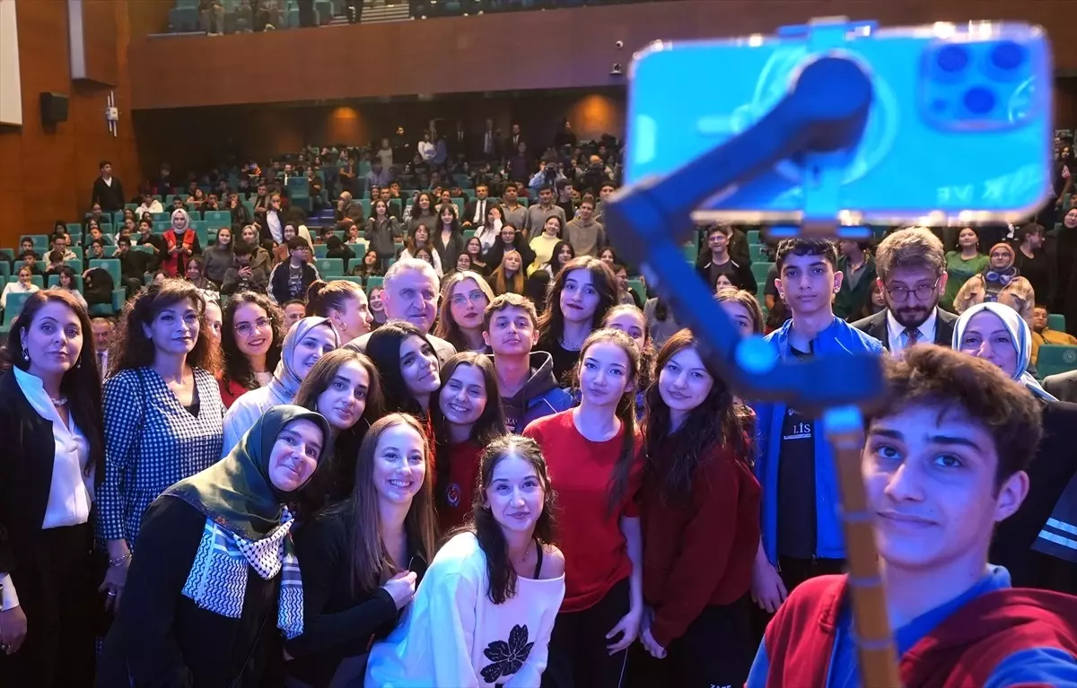 Gönüllülük Eğitimiyle Dayanışma Çağrısı