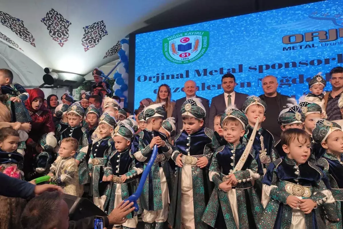 İstanbul\'da unutulmaz gece: Dünya birincileri sünnet töreninde buluştu