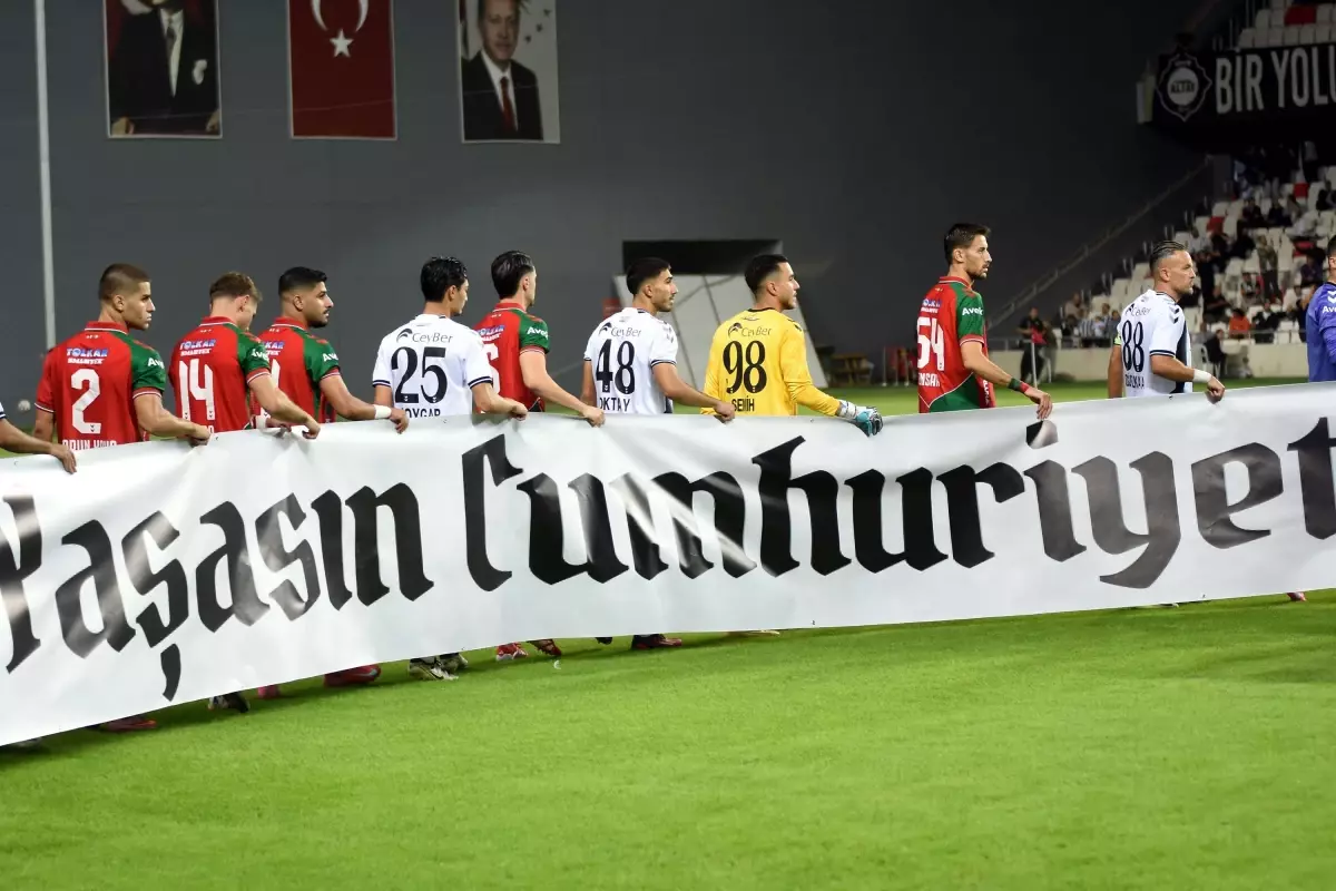 Altay-Karşıyaka Derbisi: İzmir Futbol Şöleni