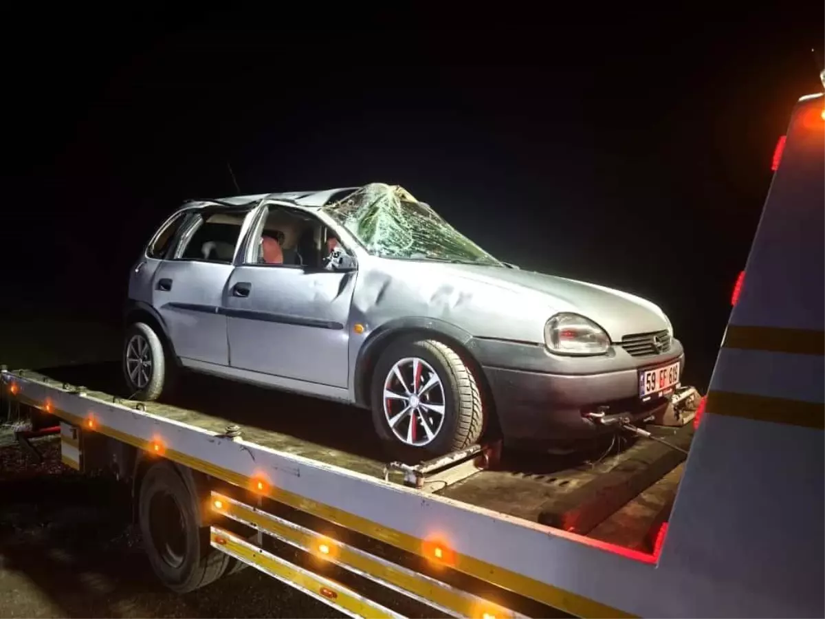 Keşan\'da Takla Atan Otomobilde 2 Yaralı