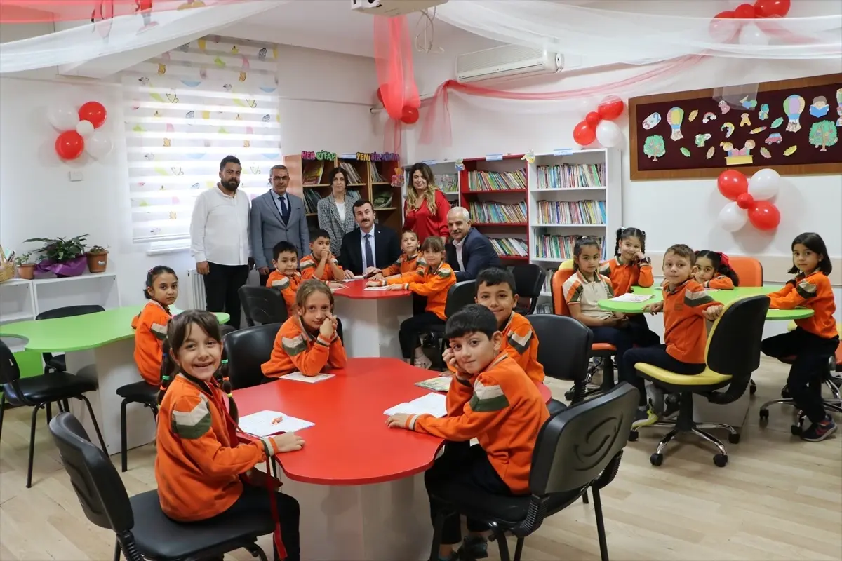 Kilis\'te Yeni Kütüphane Açıldı