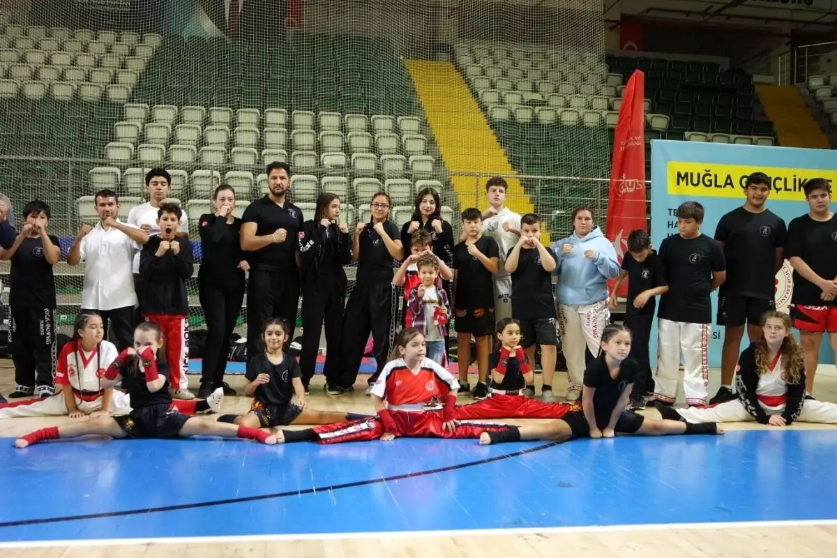 Marmarisli Sporcular Cumhuriyet Kupası\'nda 11 Madalya Kazandı