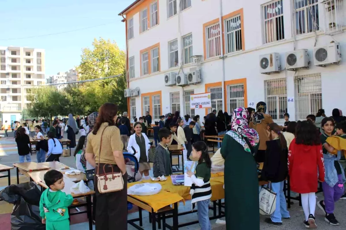 Minik yüreklerden Gazze\'ye destek etkinliği