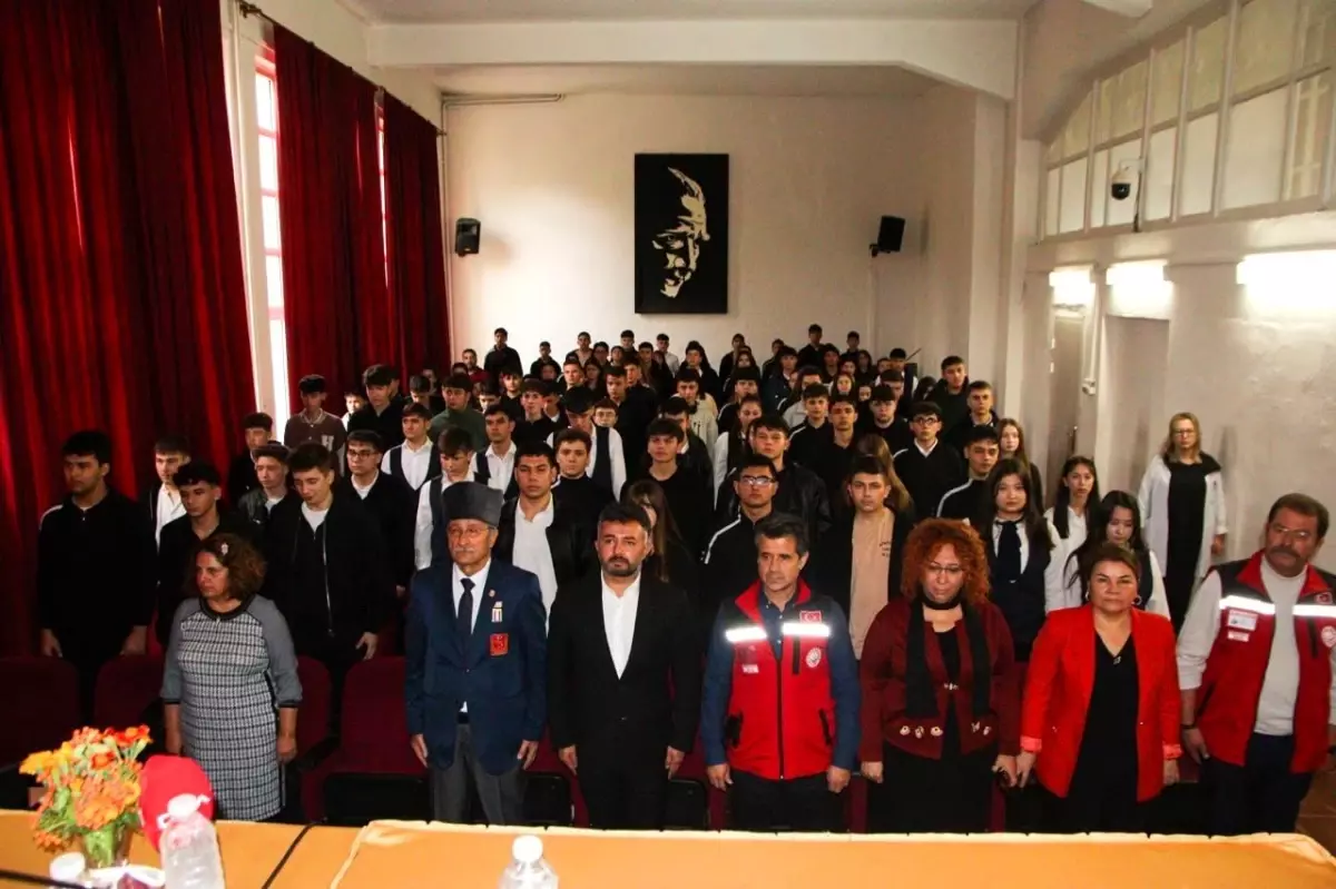 Muğla\'da Gaziler öğrencilerle buluştu