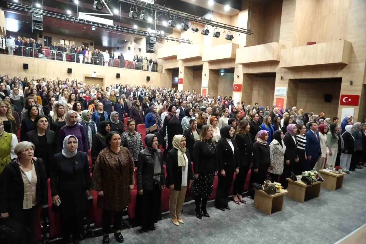 Niğde\'de \'Gönül Elçileri ile Koruyucu Aile Programı\' Düzenlendi