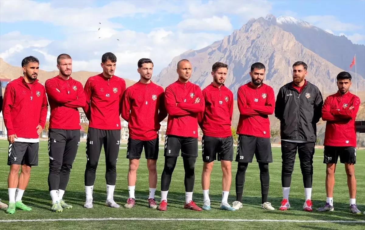 Futbol ve Eğitimi Birleştiren Öğretmen