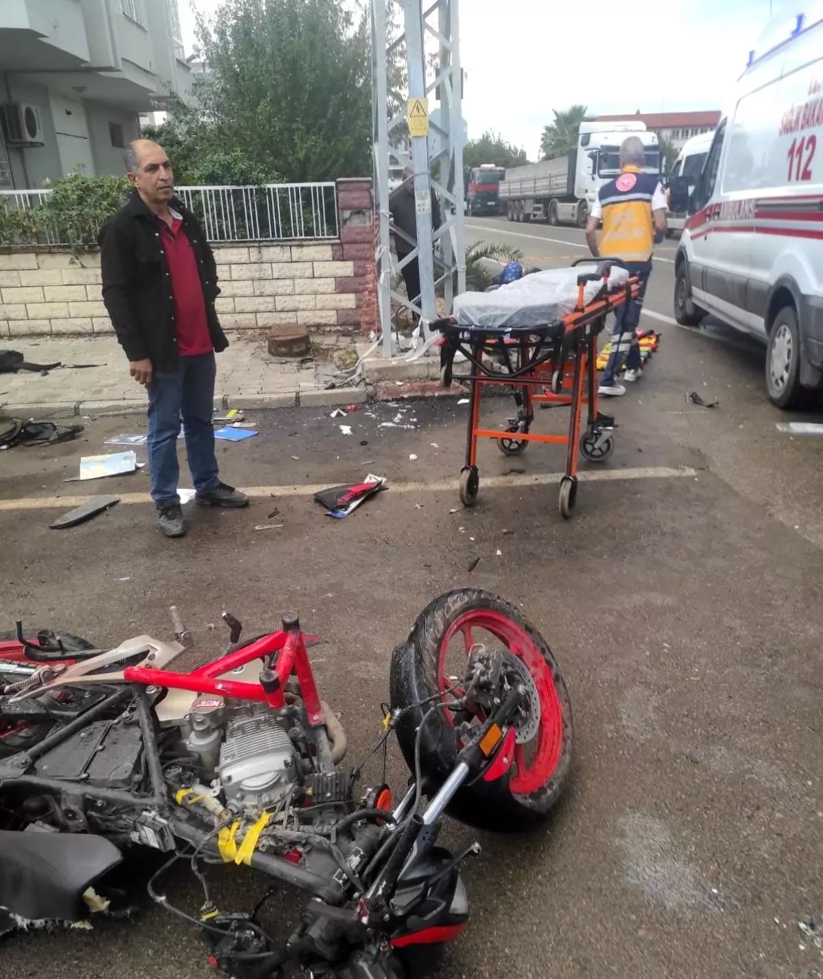 Hatay\'da Motosiklet Kazası: 16 Yaşındaki Çocuk Hayatını Kaybetti