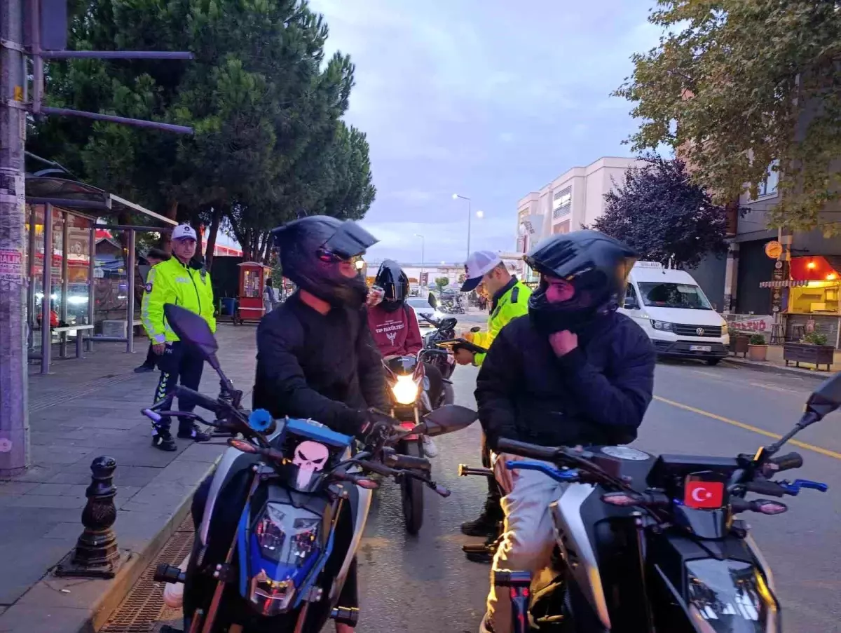 Tekirdağ\'da Abart Egzoz Denetimleri Devam Ediyor