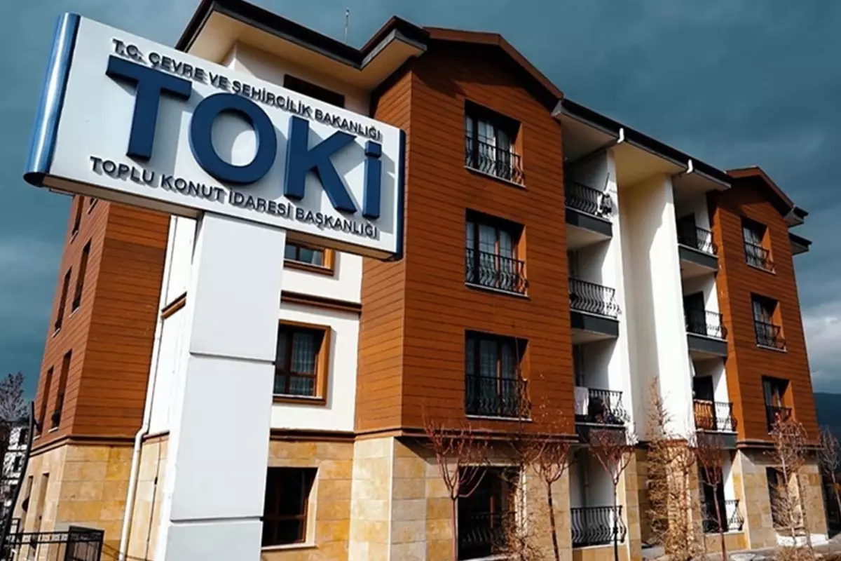 TOKİ\'den dev kampanya! 7 ilde sudan ucuza konut sahibi olma imkanı 