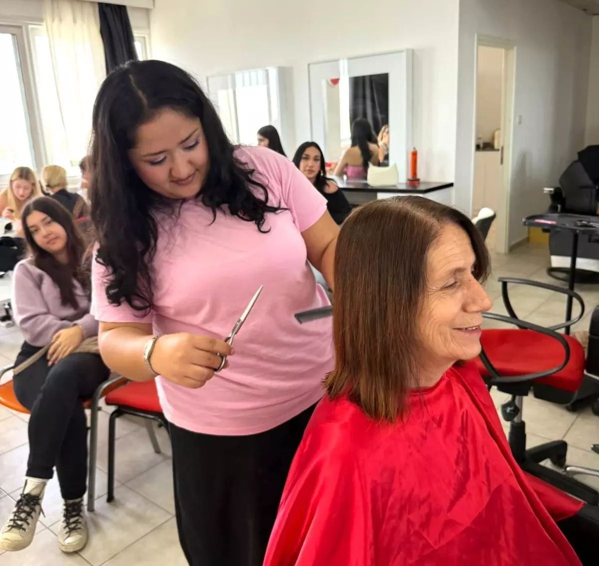 Öğrencilerden Kanserle Mücadeleye Destek