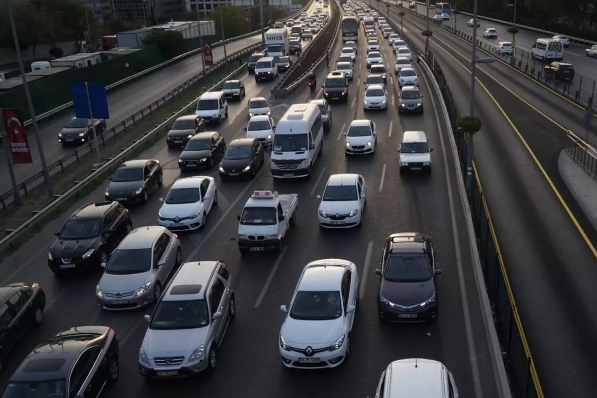 Yeni trafik cezaları askıya alındı